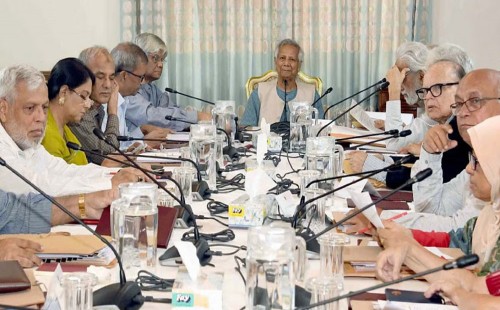 প্রধান উপদেষ্টার প্রতিশ্রুতি মেনে গাড়ছে না; উপদেষ্টাদের সম্পদ বিবরণী আজো গোপন