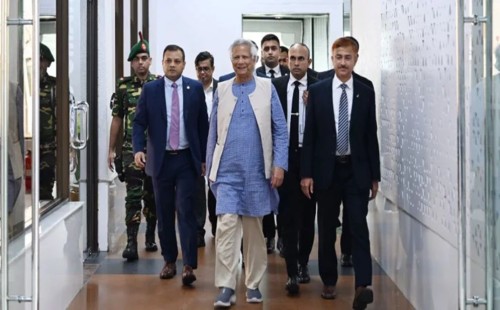রোম সফর শেষ করে দেশে ফিরলেন প্রধান উপদেষ্টা ইউনূস: ডব্লিউএফএফ–এ ছয় দফা প্রস্তাব, দ্বিপাক্ষিক বৈঠকে সহযোগিতা আলোচনায়